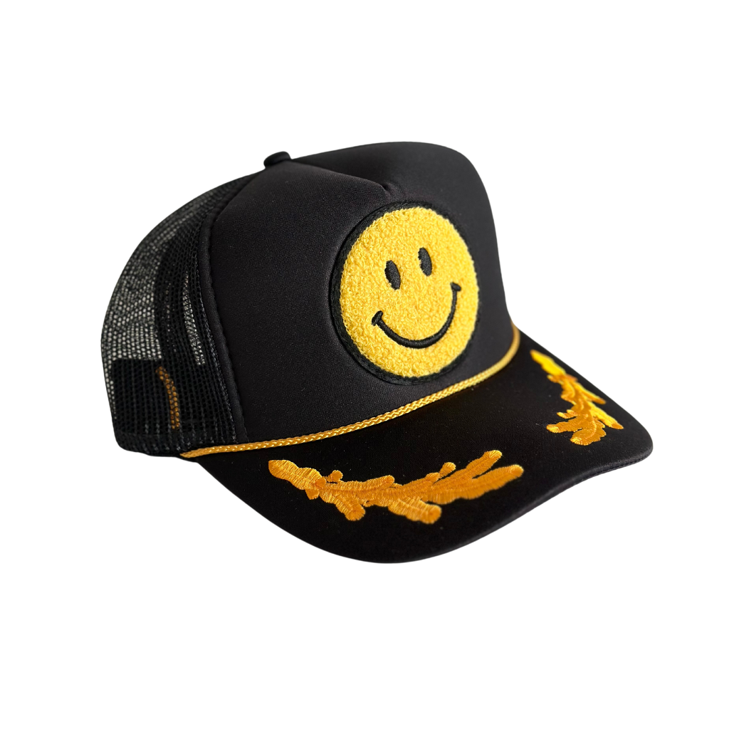 Capt'n Smiley Patch Trucker